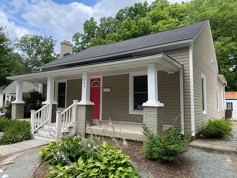 203 Shawnee St — Photo 5