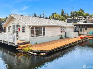 2818 Boyer Ave E SLIP 8, Seattle, WA 98102