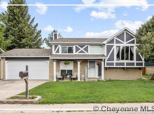 7002 Bomar Dr, Cheyenne, WY 82009