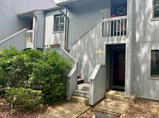 9011 S Pointe Ridge Ln #6, Bloomington, IN 47401