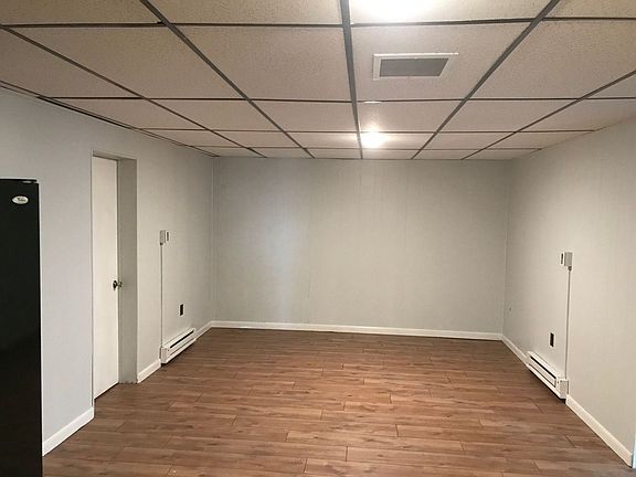 2nd image of 326 E Broadway APT 4