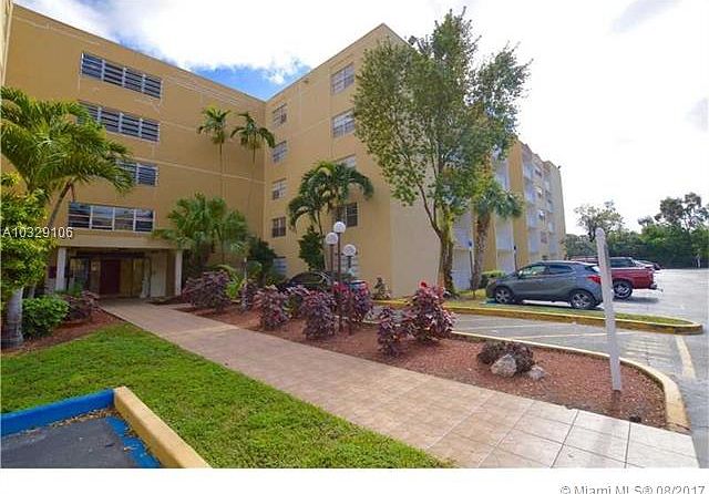 2nd image of 6950 Miami Gardens Dr APT 2-307