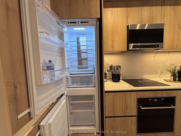 127 Broadway Ave #2104 — Photo 11