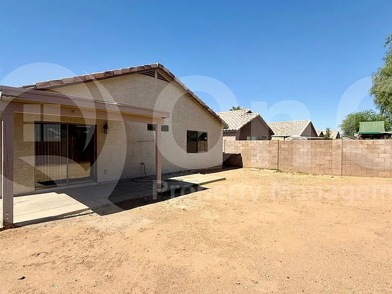 8318 W Clear Stream Dr — Photo 17