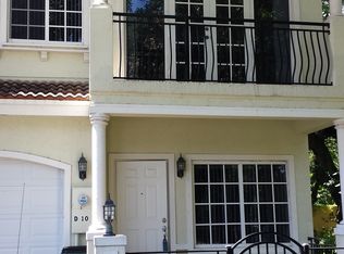 3100 Stirling Rd, Hollywood, FL 33021