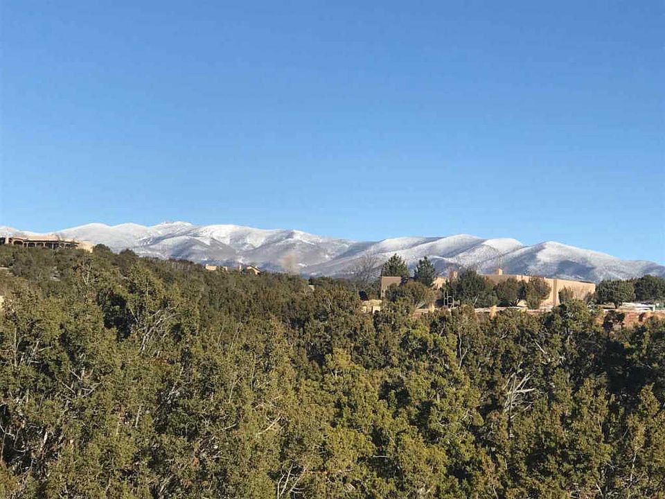 1st image of 8 Bella Loma