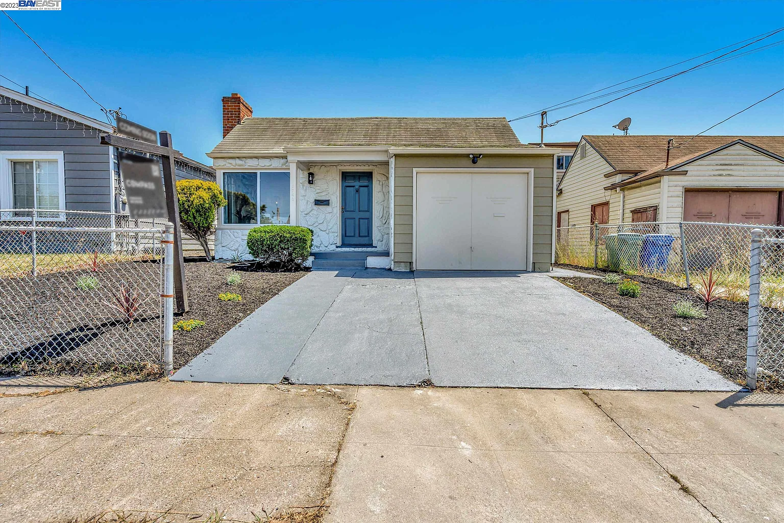 1740 Gaynor Ave photo 1