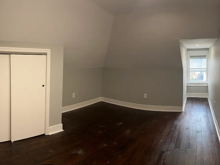 74 Delaware Ave — Photo 26