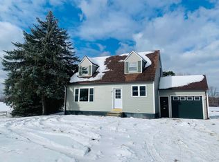 15 N Shore Rd, Saint Albans, VT 05478