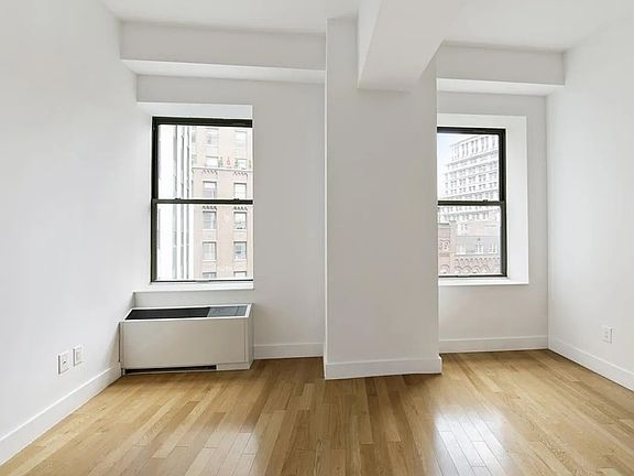3rd image of 99 John St APT 1025