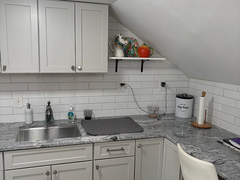 200 Washington Ave #3 — Photo 5