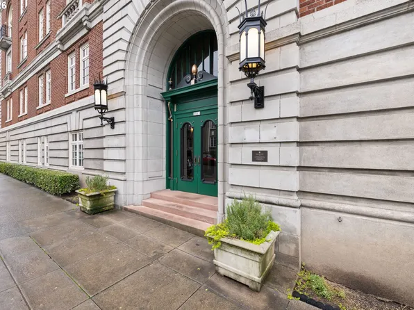 2015 NW Flanders St APT 513, Portland, OR 97209