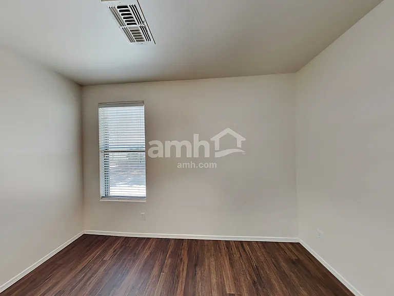 2363 E Omega Dr — Photo 17