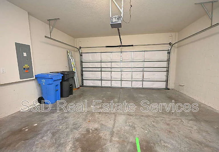 6309 Yellow Buckeye Dr — Photo 47