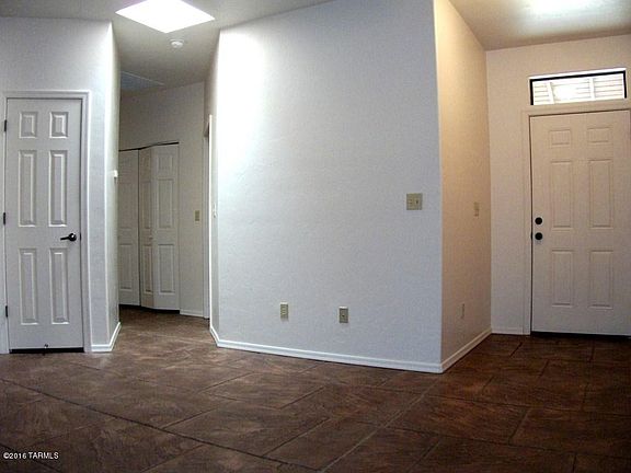 5th image of 4225 E Fairmount St APT 6