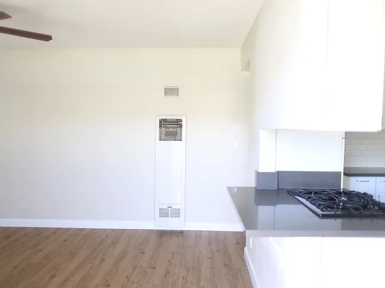 11620 Bellflower Blvd — Photo 6