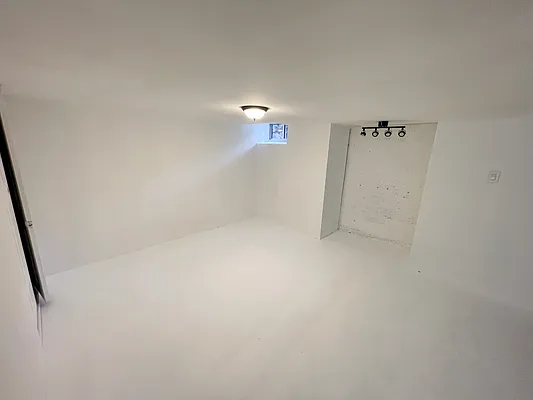 Rented by Evergreen Realty & Investments | media 12