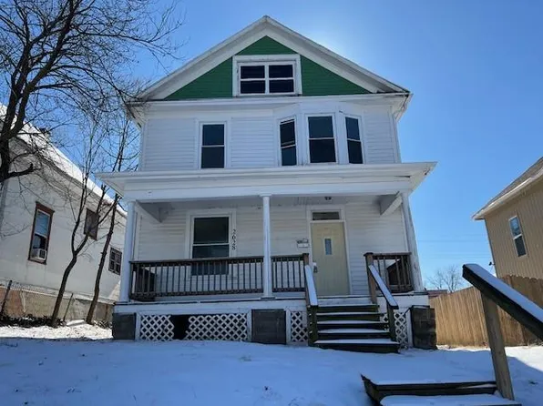 2628 Olive St, Saint Joseph, MO 64507