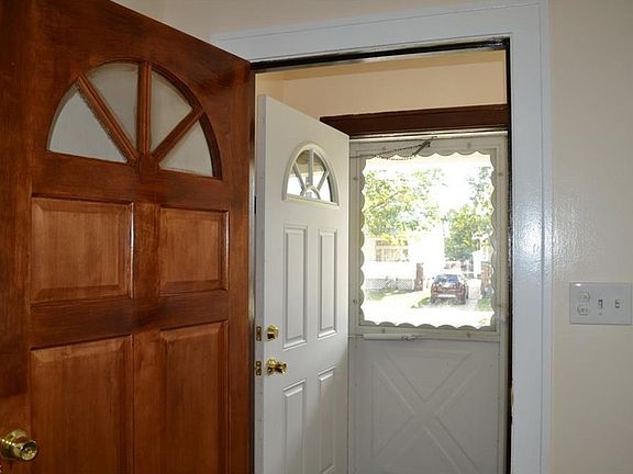 5th image of 11500 Fortune Ave