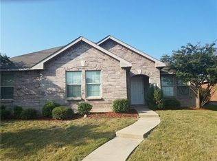2215 Cedarwood Dr, Lancaster, TX 75134