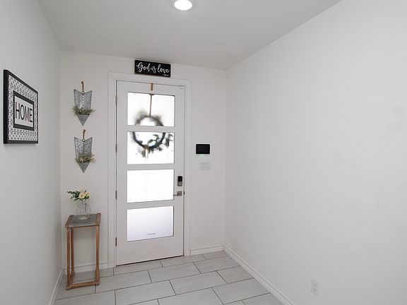 3rd image of 9926 Bijan Dr #9926