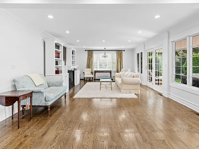 11 Leos Ln — Photo 15