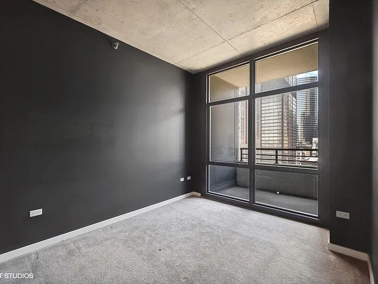 235 W Van Buren St #2116 — Photo 5