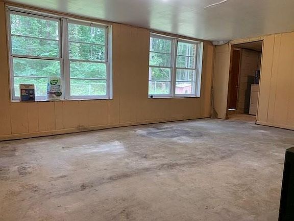 5th image of 6827 Florence Dr