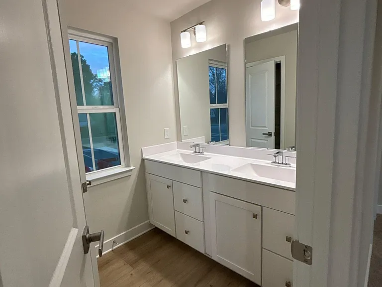 206 Lograto Ln — Photo 17