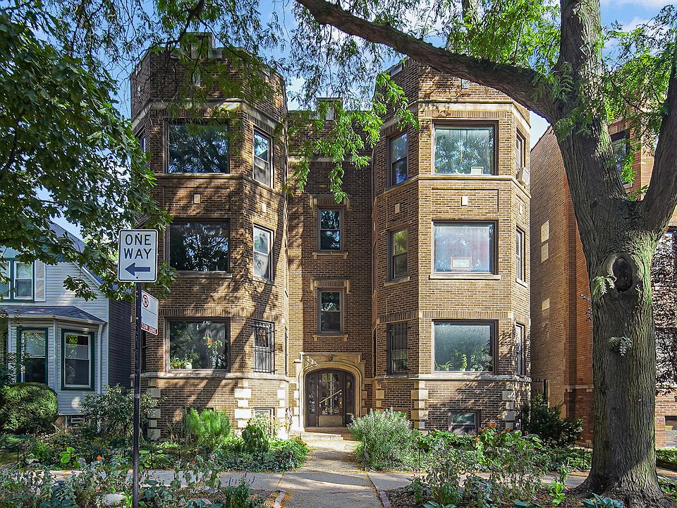 1st image of 2326 W Argyle St APT 2E