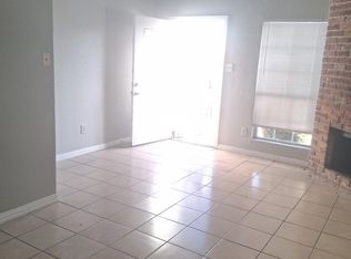 9459 Olde Towne Row, Dallas, TX