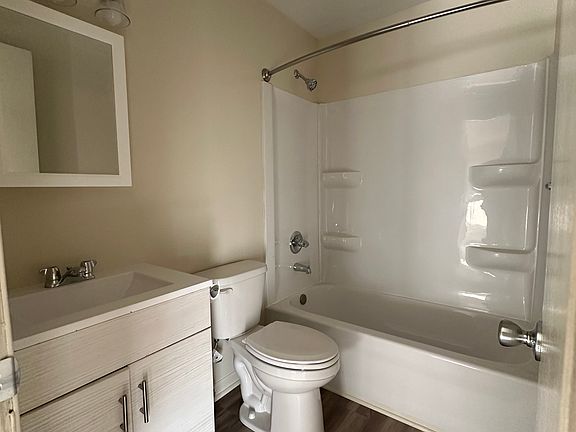 5th image of 5714 Waverly Ave