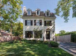1127 Laurel Ave, Winnetka, IL 60093
