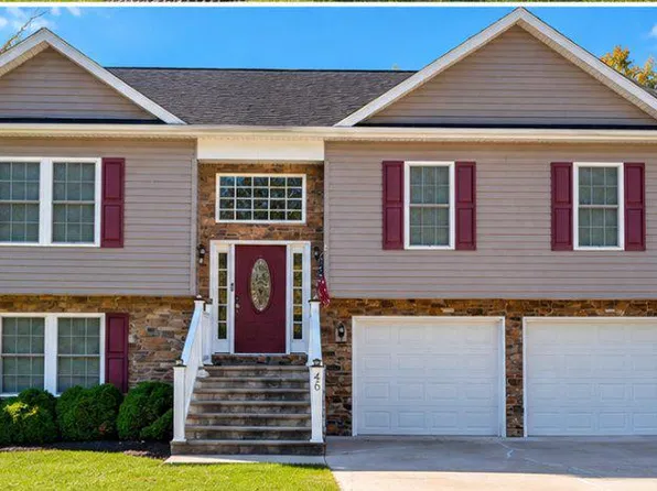 46 Catch Release Ct, Inwood, WV 25428