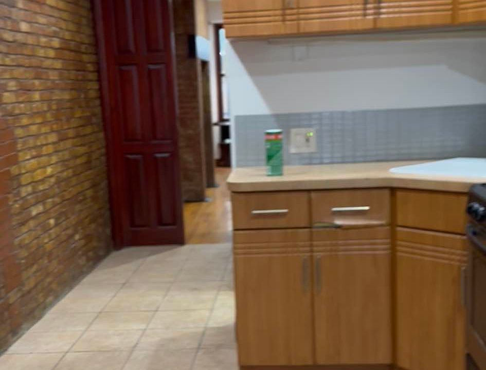 1st image of 40 W 120th St #1EE