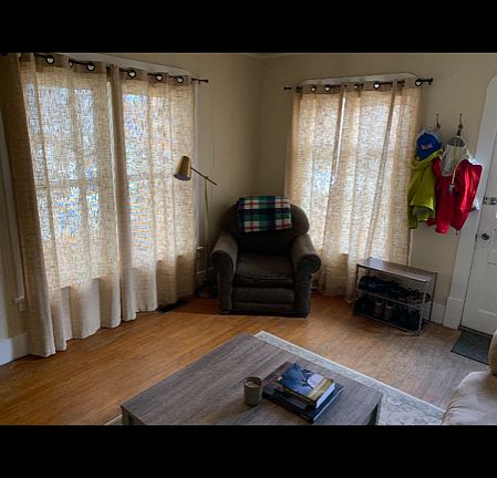 2nd image of 917 E 2nd St