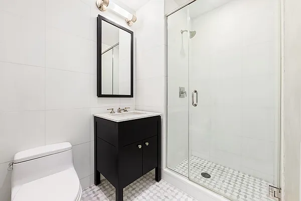 Sold by Nest Seekers International | media 8