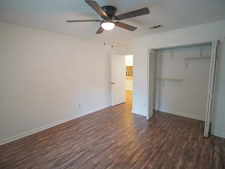 2418 Ian Dr — Photo 10