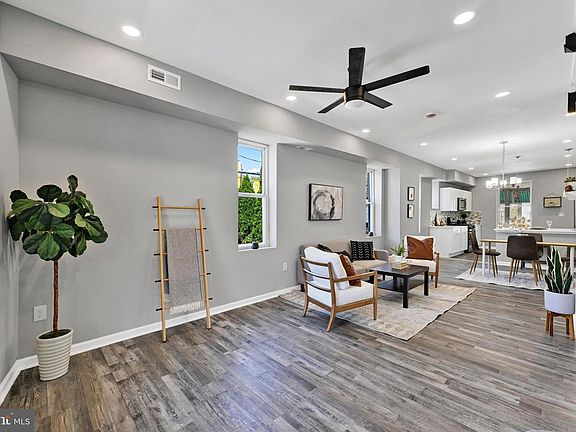 3rd image of 3004 Weaver Ave