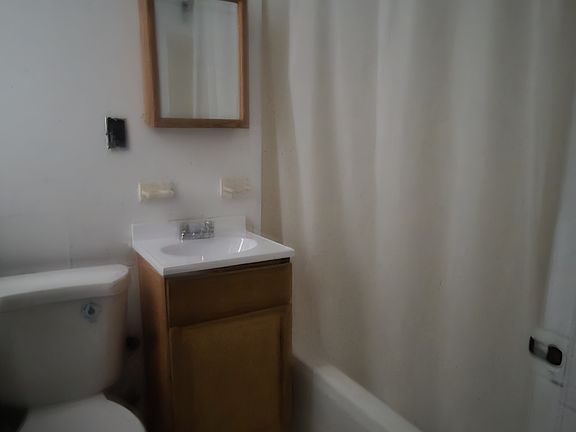 5th image of 3177 Villa Ave APT 3H