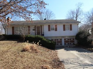3117 NE 67th St, Kansas City, MO 64119
