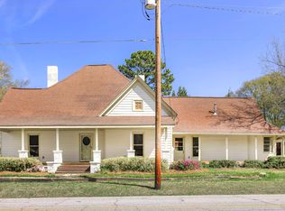 306 Covington St, Loganville, GA 30052