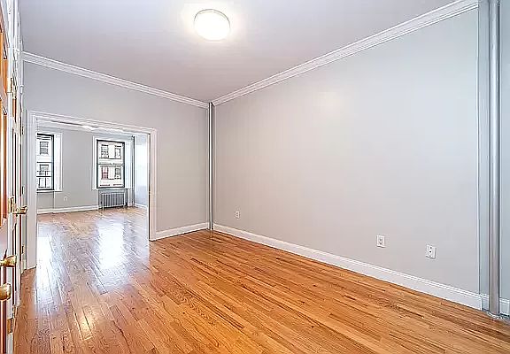2nd image of 2260 1st Ave #5