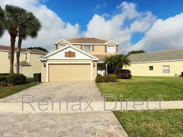 113 Canterbury Pl, Royal Palm Beach, FL 33414