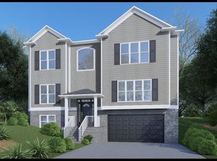 4703 Iverson Pl, Temple Hills, MD 20748