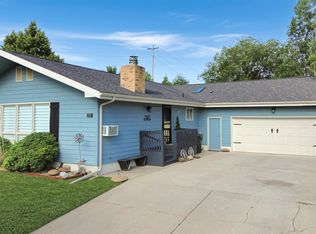 252 N 22nd St, Hot Springs, SD 57747