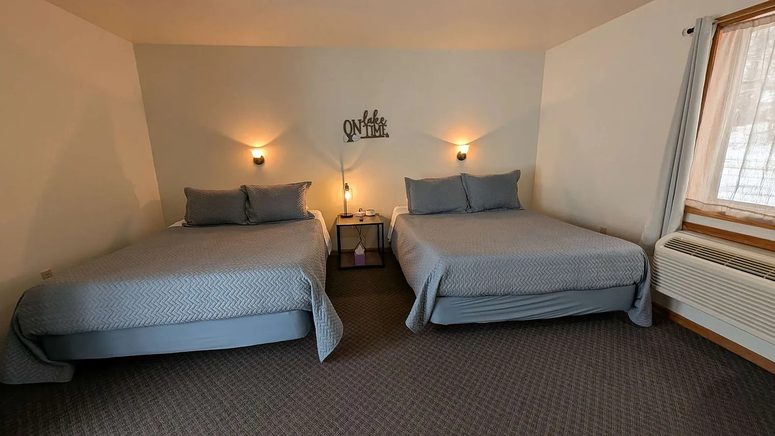 4 bed, 4.0 bath, 1991 sqft, $6,128 — Photo 4