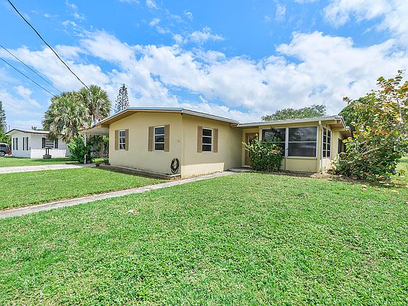 2nd image of 2845 SE Morningside Boulevard