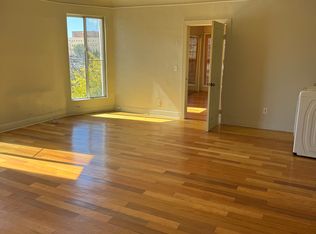 914 S Westlake Ave, Los Angeles, CA 90006