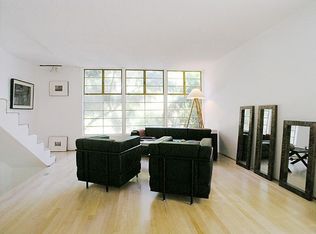 8822 Wonderland Ave, Los Angeles, CA 90046